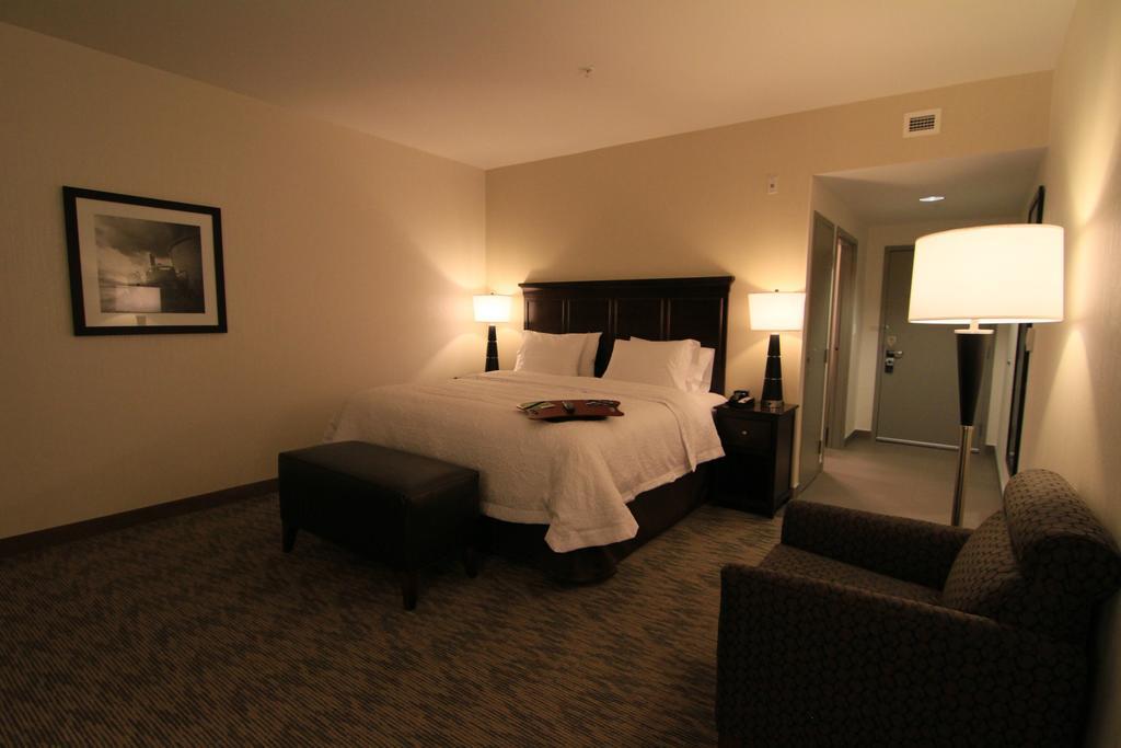 Hotel Hampton & 2*