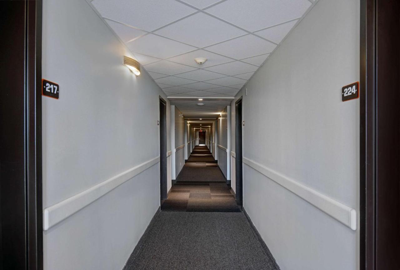 Hotel 6 2*