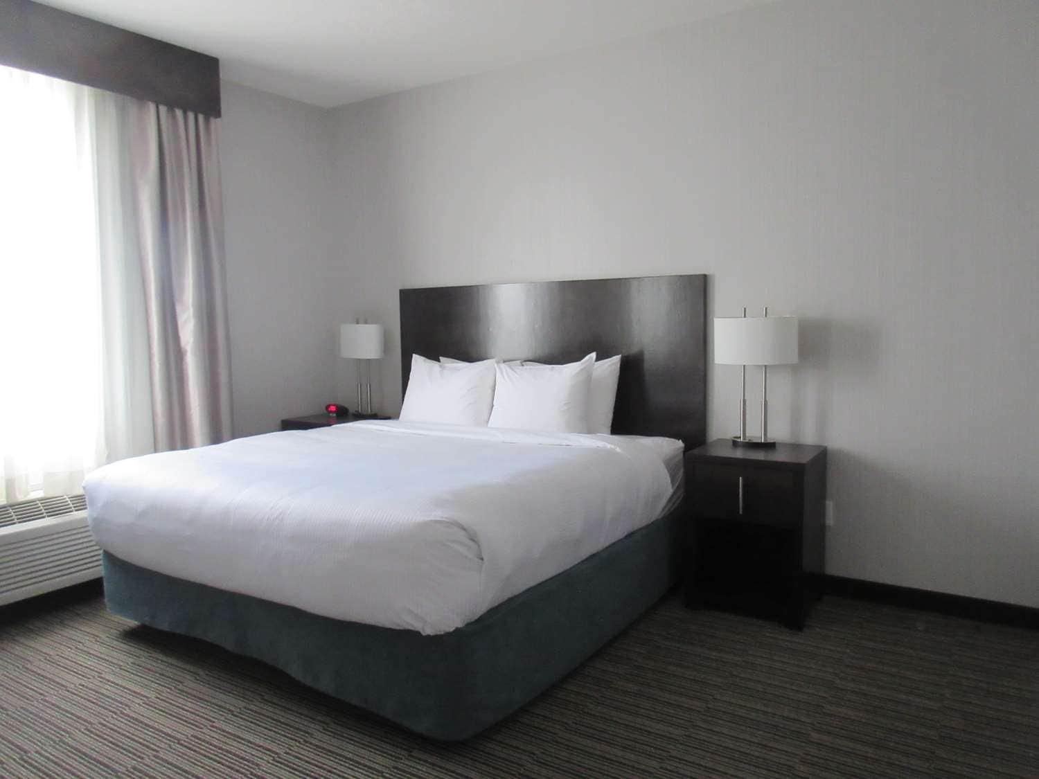 Western Gateway Hotel