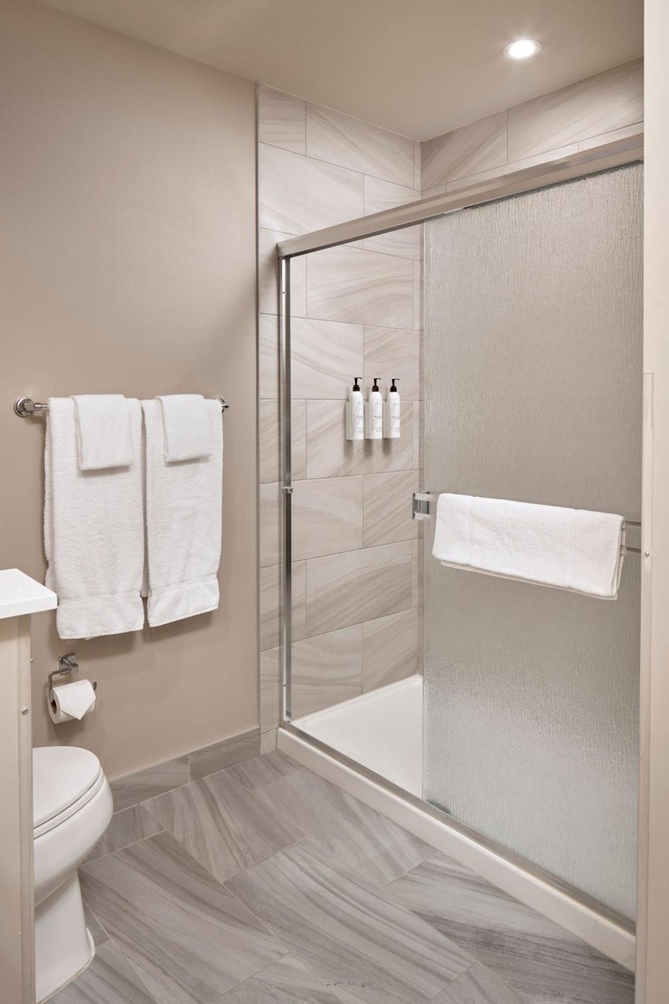Fairfield & By Marriott 3*