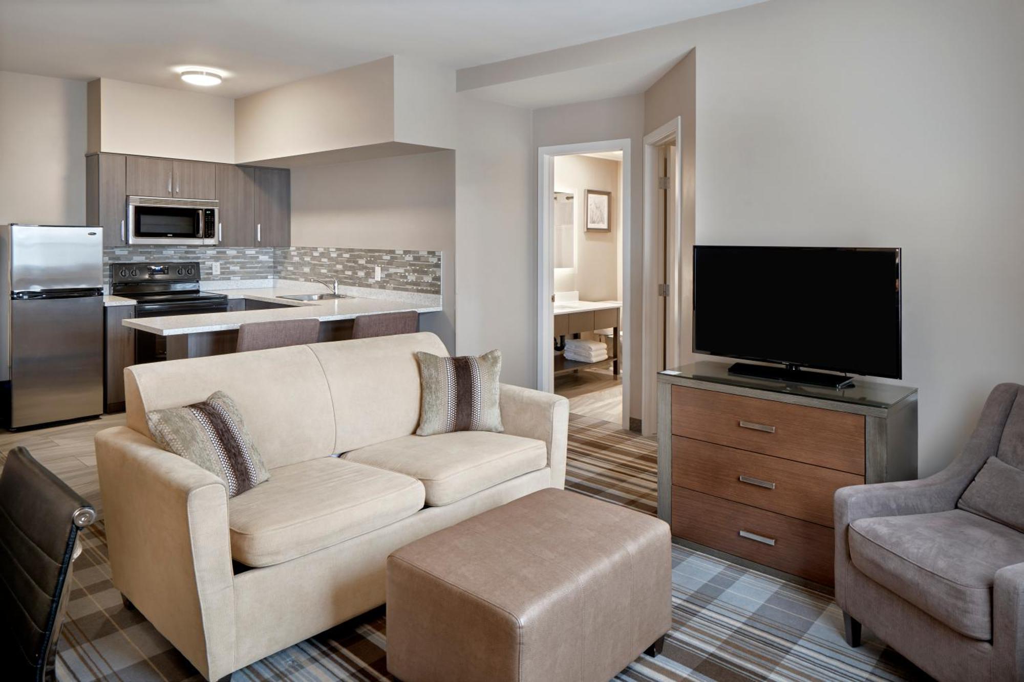 Fairfield & By Marriott Hotel 3*